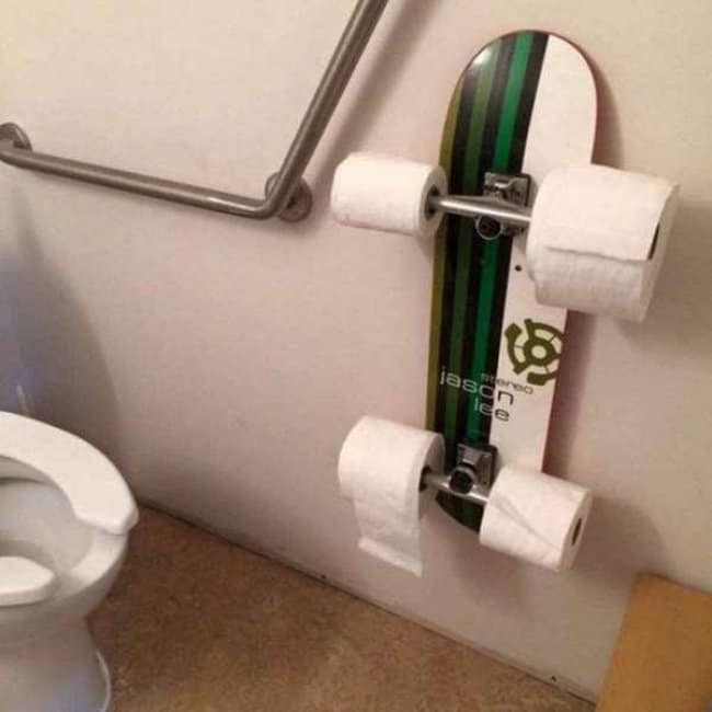 People Whose Creativity Knows No Bounds skateboard toilet roll holder