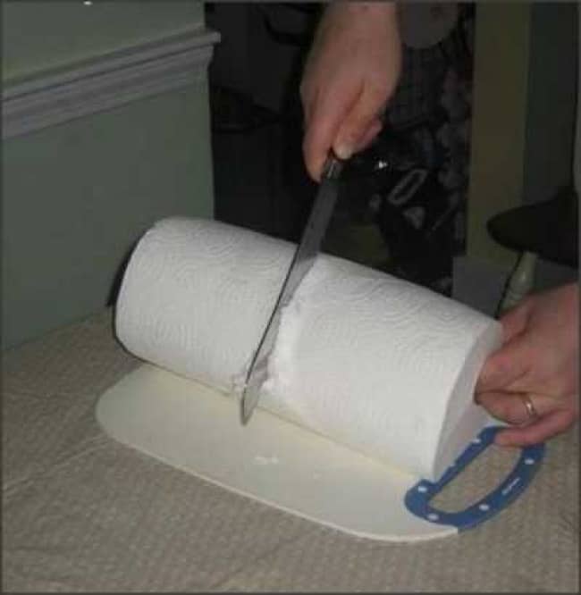 Really Stupid Or Pure Genius Ideas running out of toilet paper