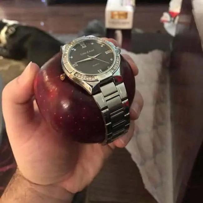 Times People Received Weird Stuff apple watch