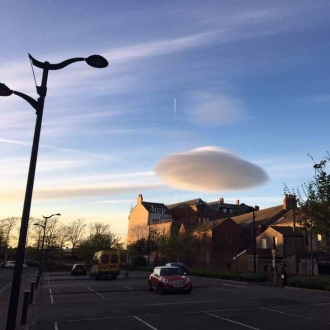 confusing pictures ufo cloud