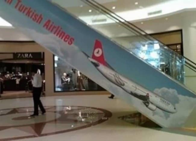 falling_airplane_airline_escalator_ad