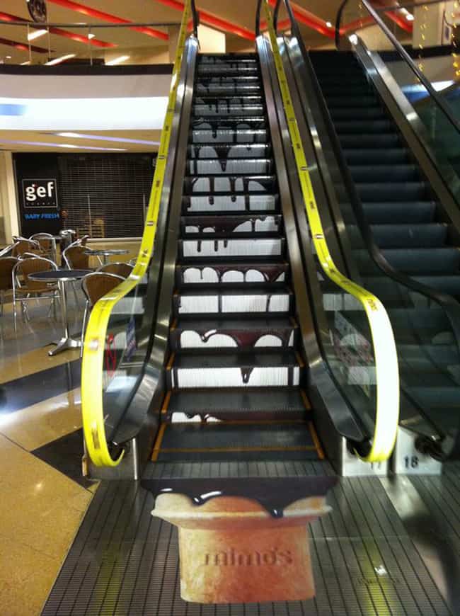 ice_cream_creative_escalator_ads