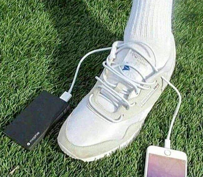 lightning-cables-as-shoe-laces-brilliant-people