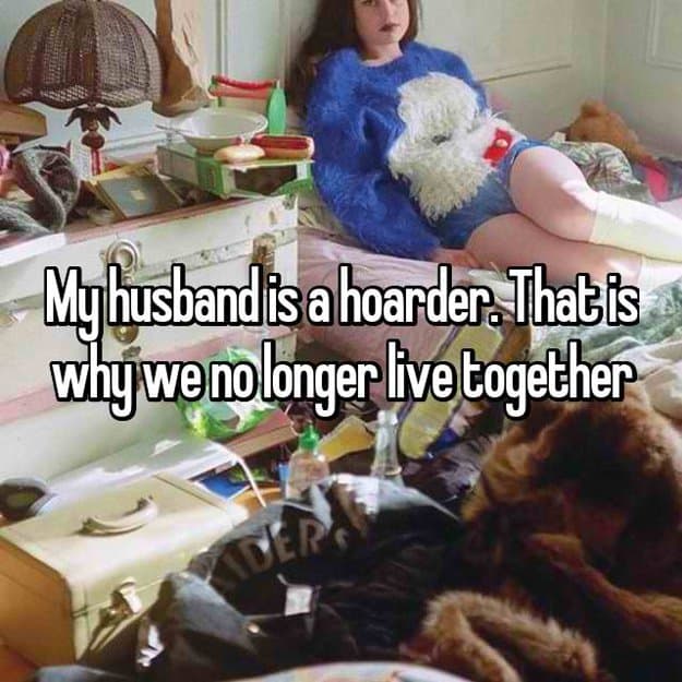 no_longer_lives_with_hoarder_husband