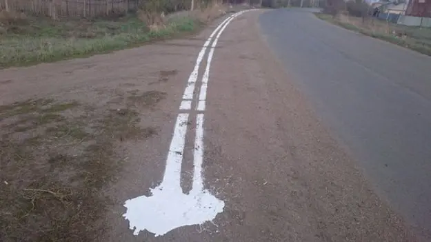 road-marking-on-the-ground