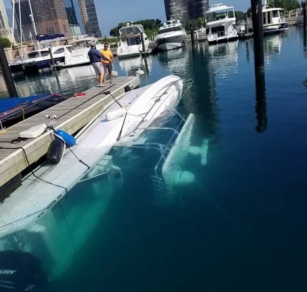 sinking-yacht