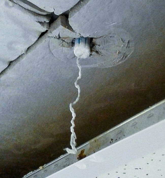 tampon_in_the_ceiling_leak