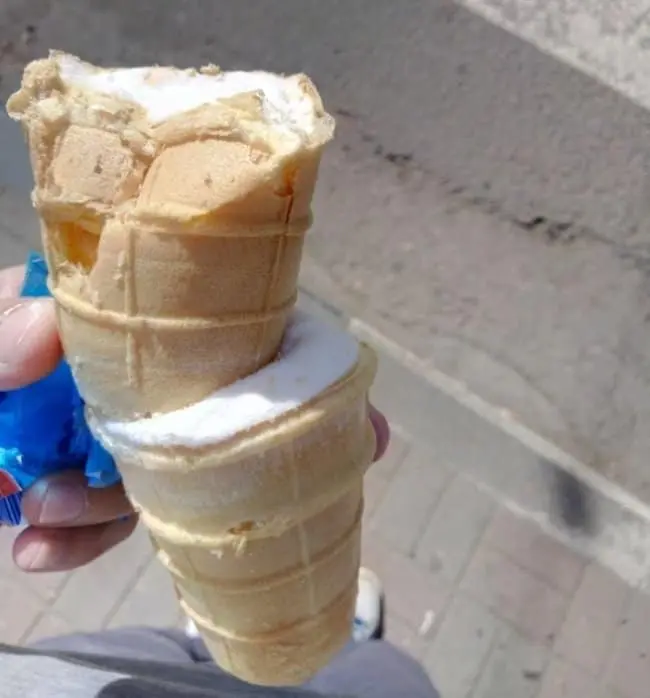 two-cups-of-ice-cream-in-one-pack