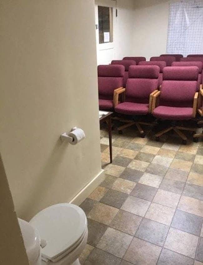 public-toilet-seat