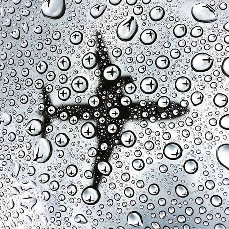 airplane-water-droplets-unbelievable-real-photos