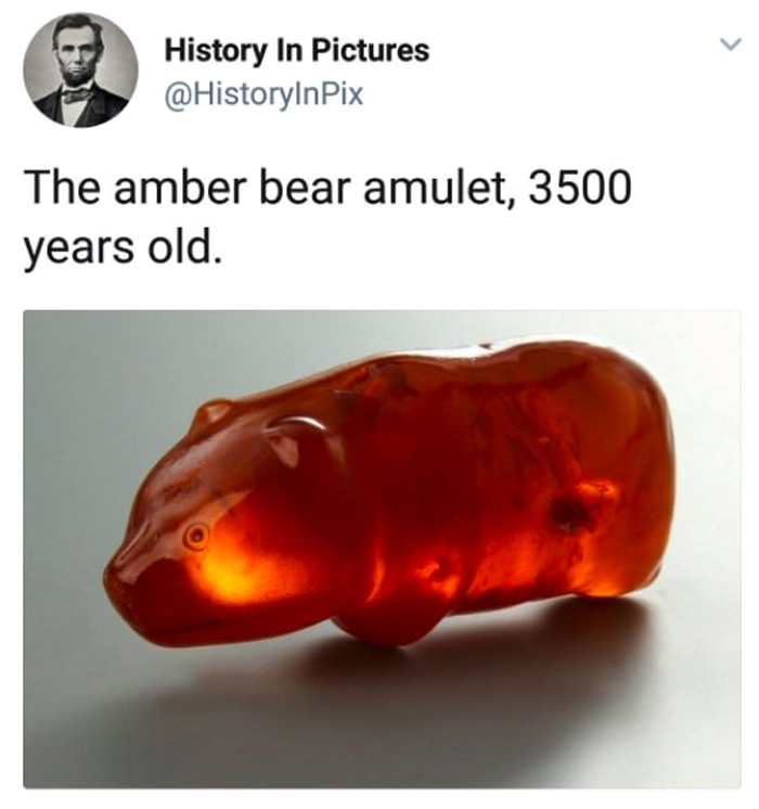 ancient-amber-bear-amulet-tasty-looking-things