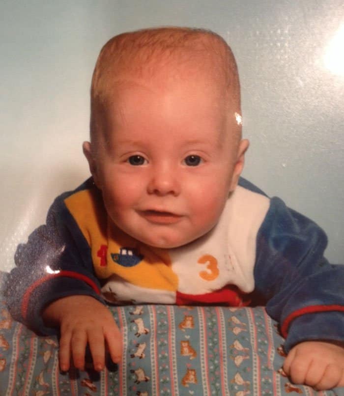 baby-square-head-embarrasssing-childhood-photos