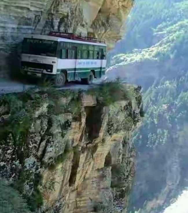bus-on-a-cliff-scary-photos