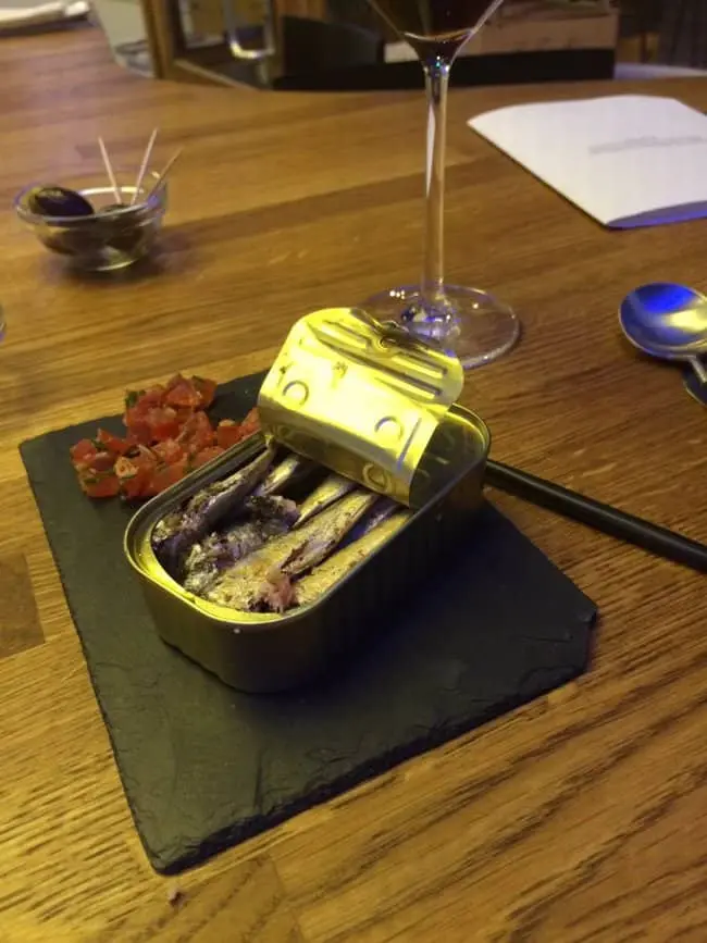 can-of-sardines-bizarre-presentations