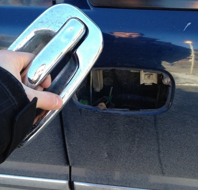 car-door-handle-broken-worst-unforgettable-day