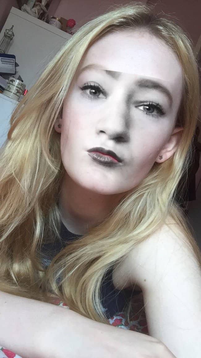 face-swap-with-a-monochrome-photo-pale-people-problems