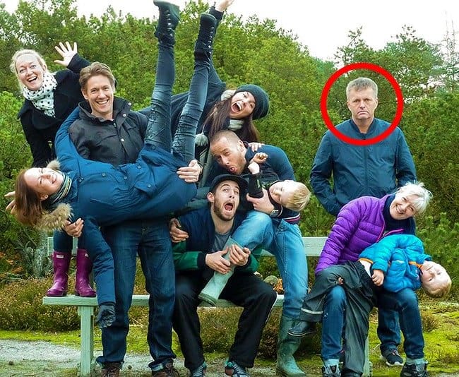 father-looks-unhappy-in-a-wacky-picture-hilarious-family-photos