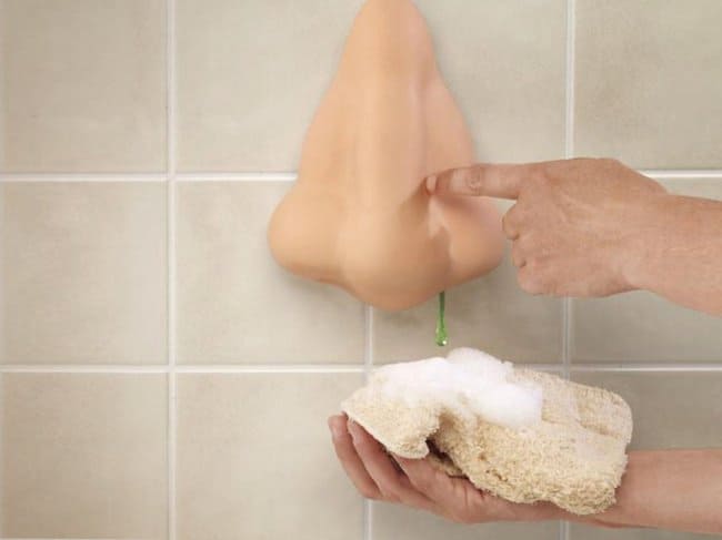 giant-nose-soap-dispenser