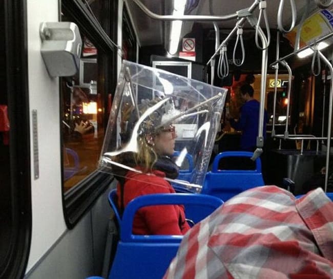 glass-cube-on-the-head-people-with-extraordinary-mind