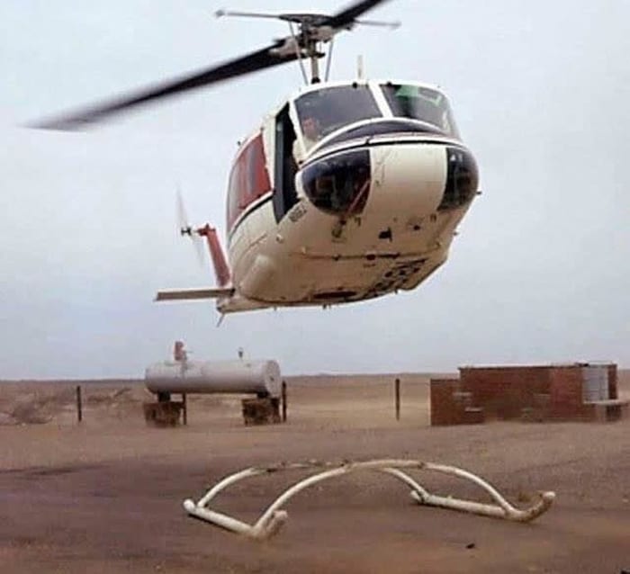 helicopter-landing-skid-broken-cringeworthy-photos