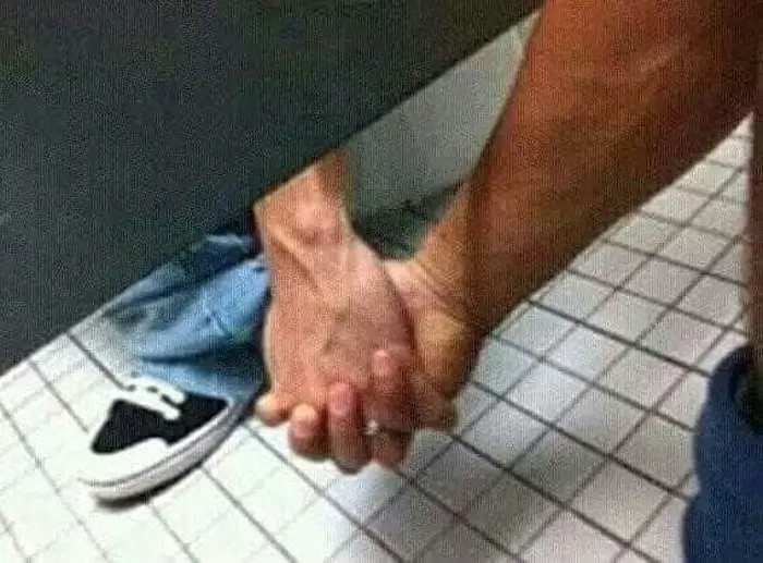 holding-hands-in-the-toilet-photos-what-happens-next