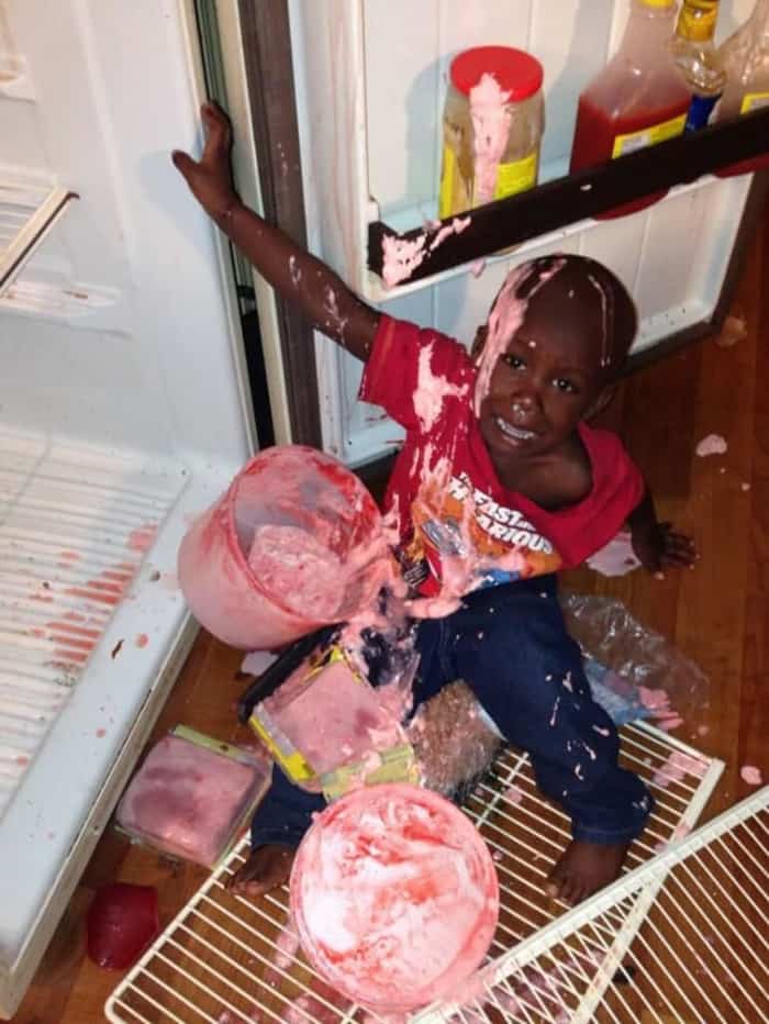 ice-cream-spill-on-kid-cringeworthy-photos