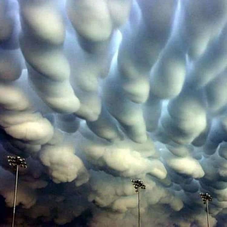 mammatus-clouds-unbelievable-real-photos