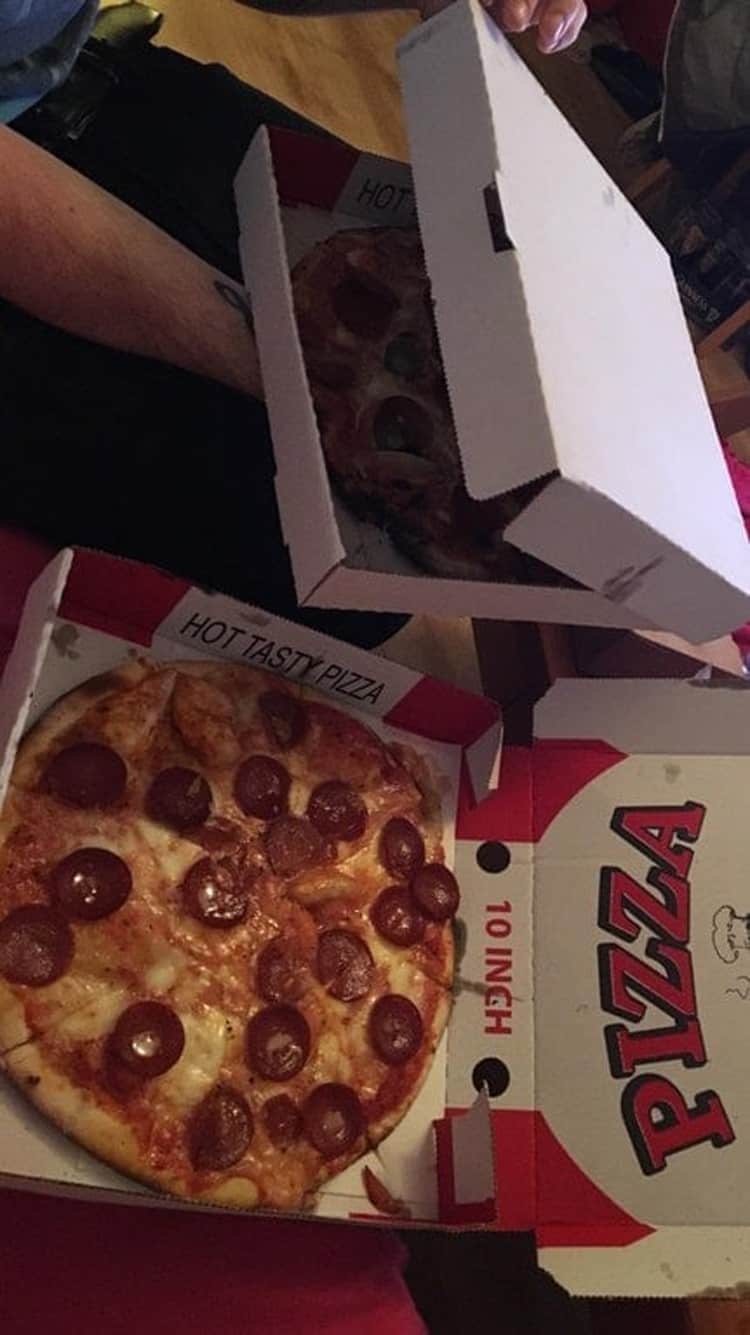 pizza-box-inside-out-people-who-epically-failed
