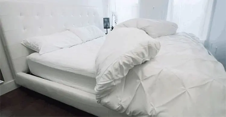 bed makes itself