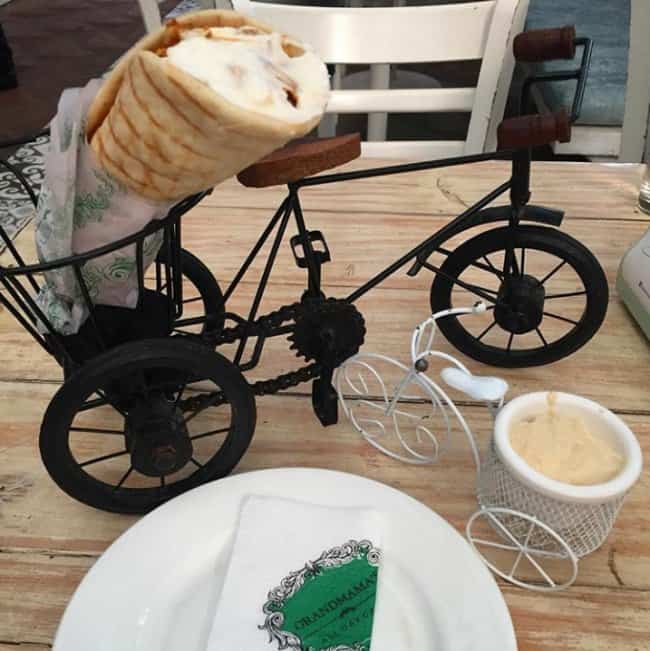 shawarma-on-a-bicycle-bizarre-presentations