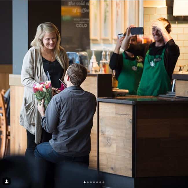 starbucks-proposal-creative-marriage-proposals