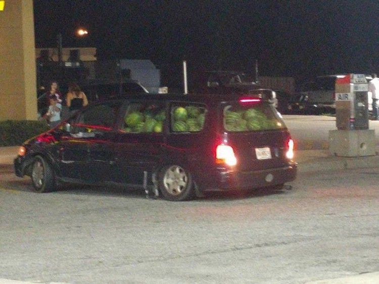 car-full-of-watermelons-hilariously-bad-situations