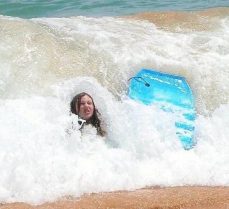 girl-surfing-fail-stupid-decisions