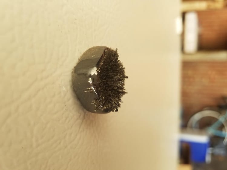 magnet-on-the-wall-strange-things
