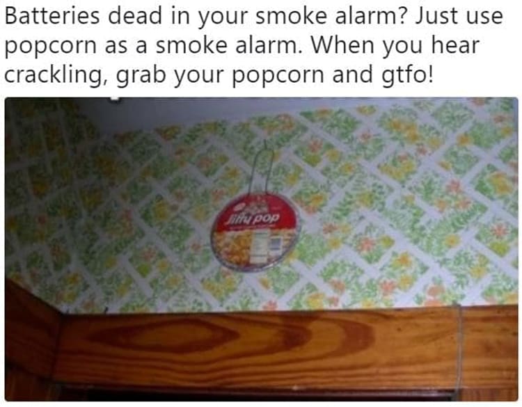 microwave-popcorn-as-smoke-alarm-funny-life-hacks