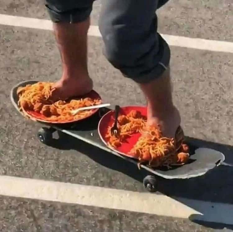 spaghetti-on-skateboard-weird-things