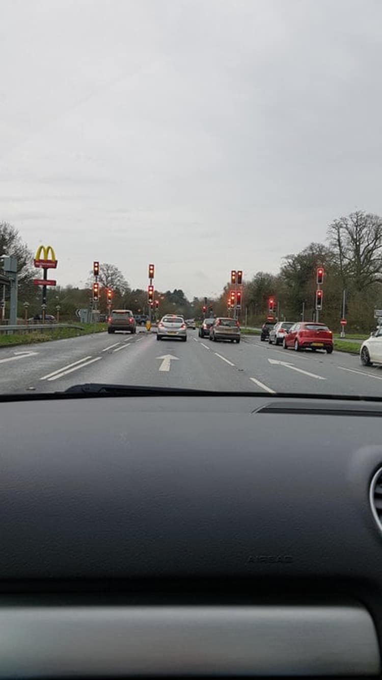 traffic-lights-red-stop-rare-photos