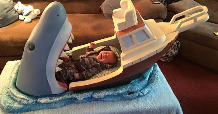 baby jaws bed