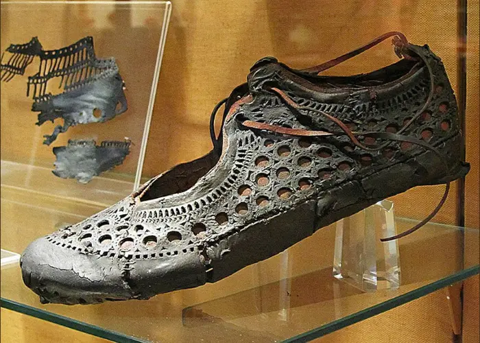 2000-year-old roman shoe discovered