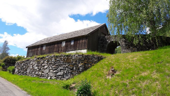 barn-valldal-norway