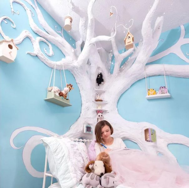 Rob Created An Indoor Fake Tree For A Cat, And The Cat Is Loving It