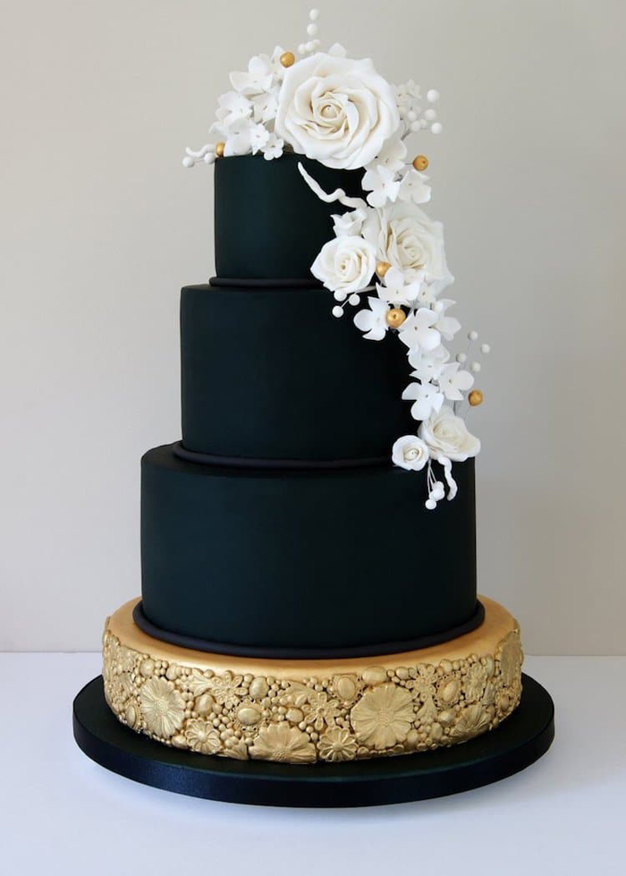 black wedding cake gold base