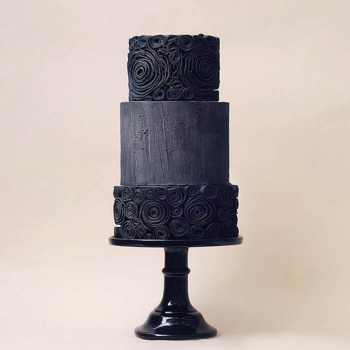 black wedding cakes