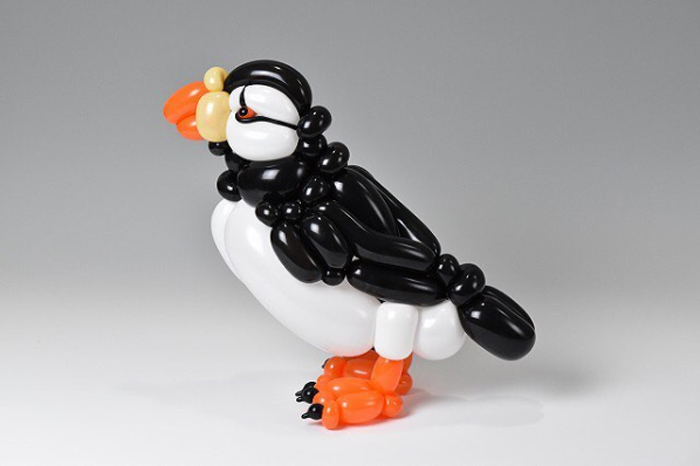 matsumoto colorful twisted balloon sculptures horned puffin