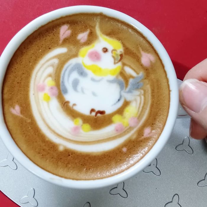 ku-san bird latte art kurimaro cockatiel