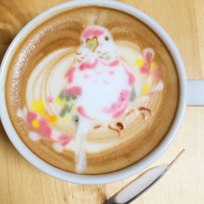 ku-san bird latte art pink bird