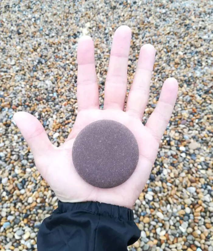 satisfying pebble - interesting beach things