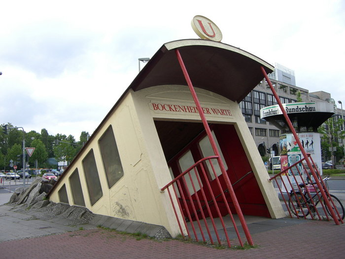 bockenheimer warte subway station entrance