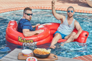 This Double-Seated Pool Float Has Holders For Drinks, Snacks And A Seat ...