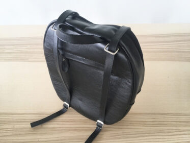 These Stylish Leather Backpacks Make It Look Like You Have A Set Of ...